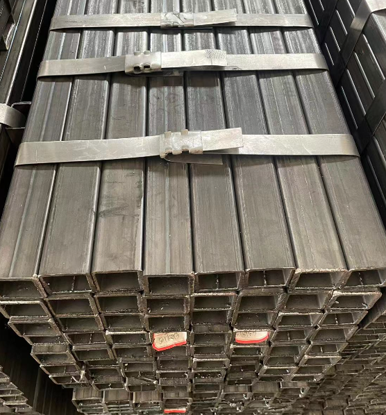 亳州工业用梯子 镀锌管焊接梯子 铁梯子方管梯